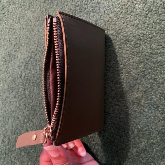 Embroidered Flower Wallet - Picture 9 of 12